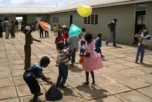 ナイロビ・ビニールの円錐のパラシュート